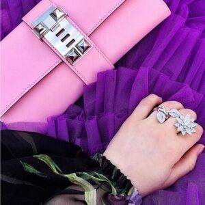 Hermes La Maison Rose Sakura Pink Leather Medor 23 Clutch with Silver Accents